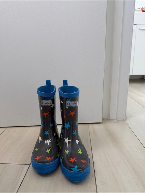 Hatley Other - Hatley Kids Black Rain Boots with Multicolor Stars and Blue Trim new with tag